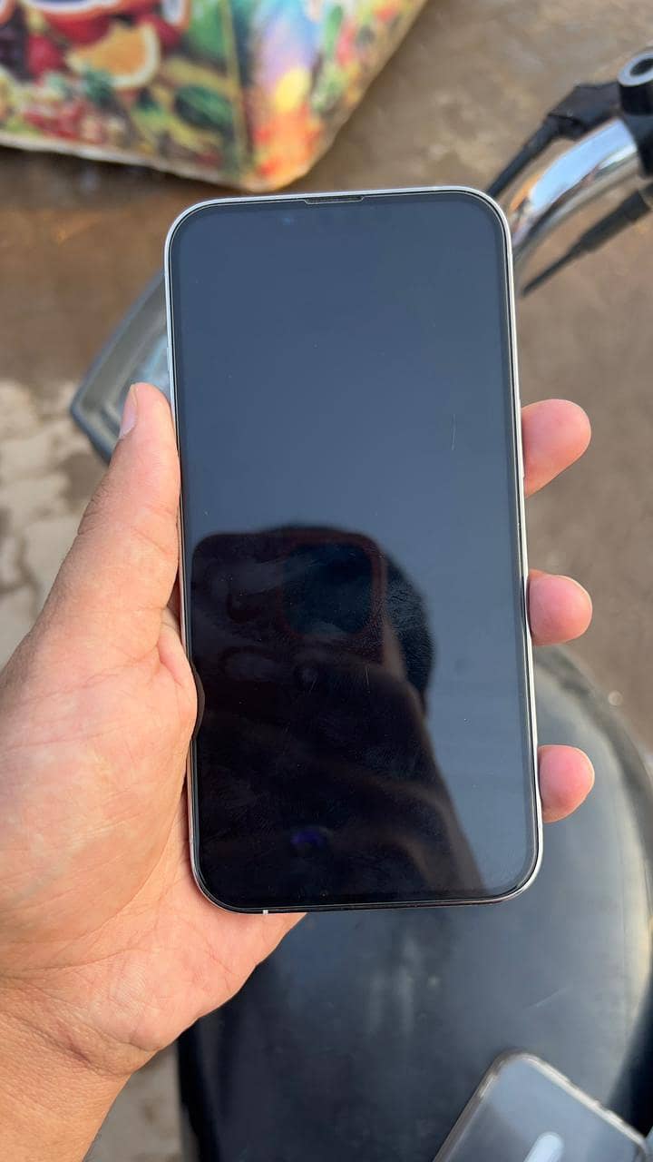 iphone 13pro 2