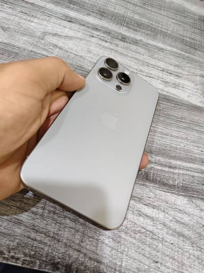 1 phone 15 pro max