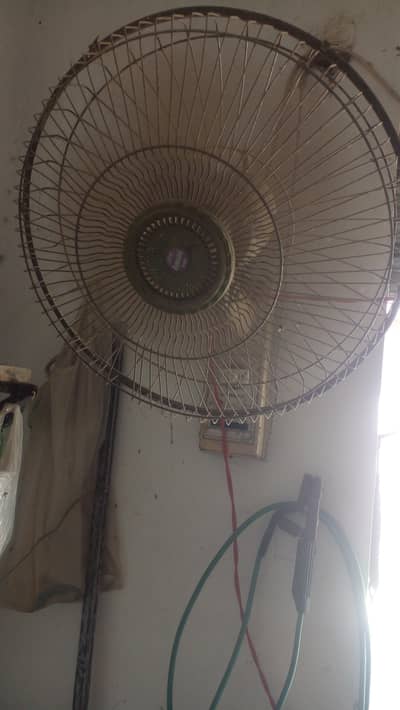 Awami (عوامی) Bracket Fan for sell