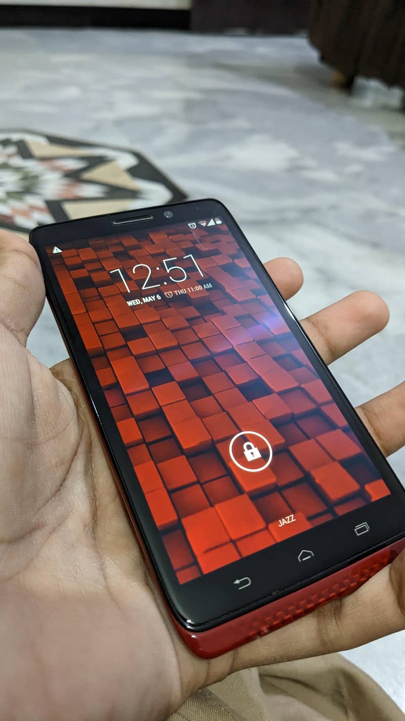 Moto Droid Maxx 1