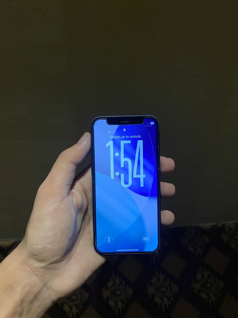 iPhone 12 mini 0