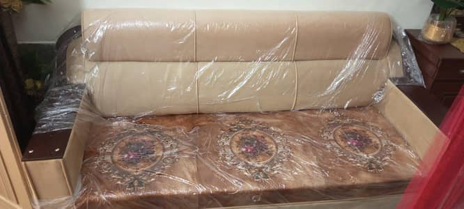 Sofa Set Urgent Sale
