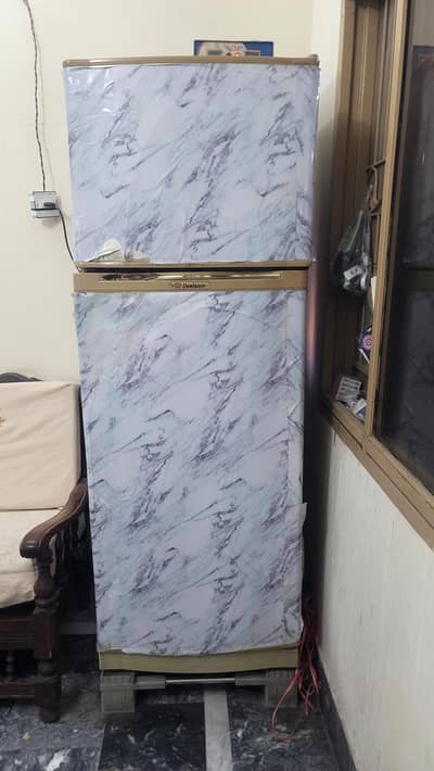 dawlance refrigerator