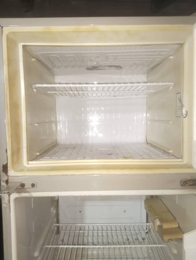 dawlance fridge 3