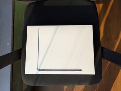 Macbook M2 Air 16/256 100% BH 1 year apple warranty