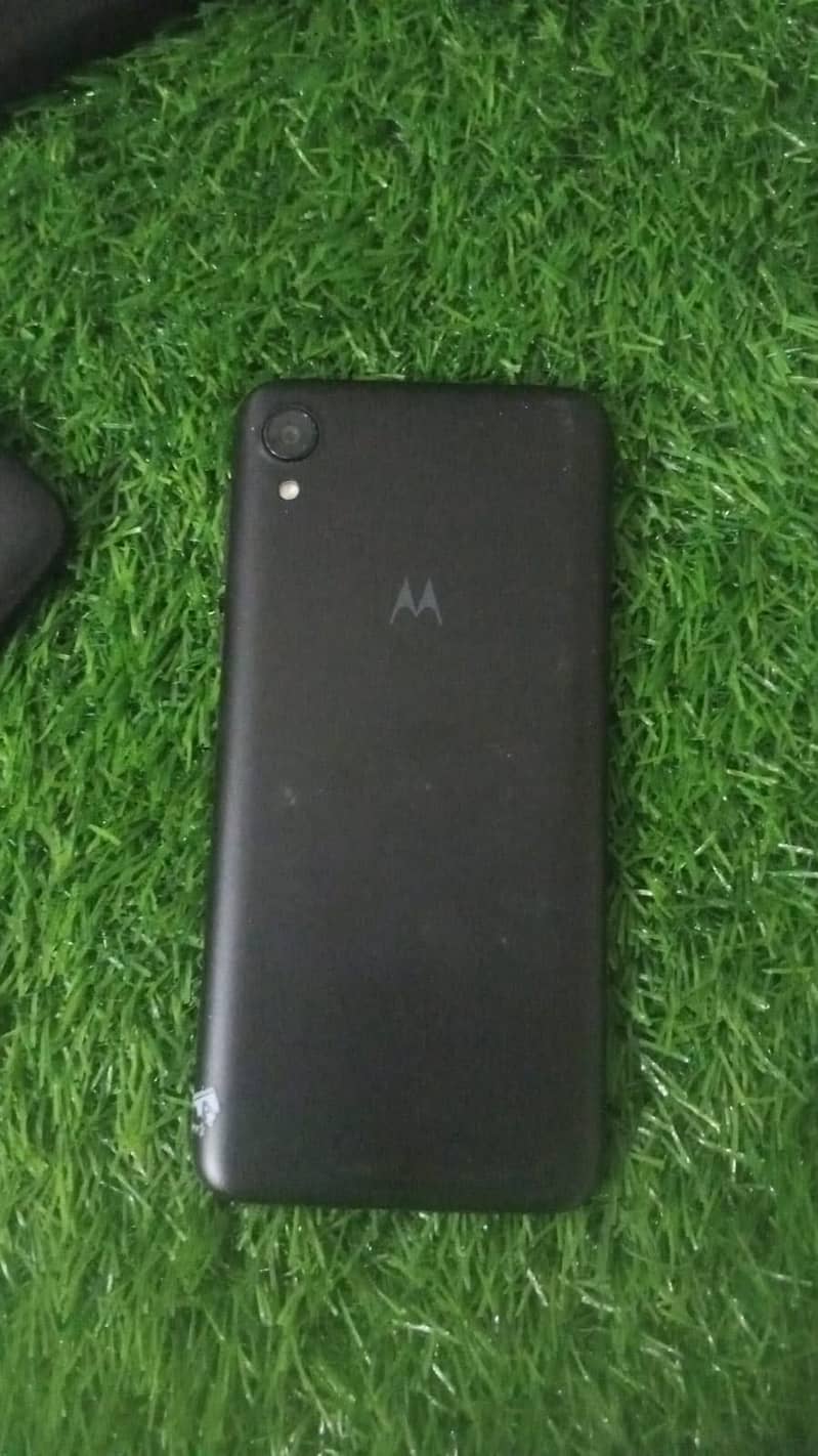 Moto e4 and Moto e6 0
