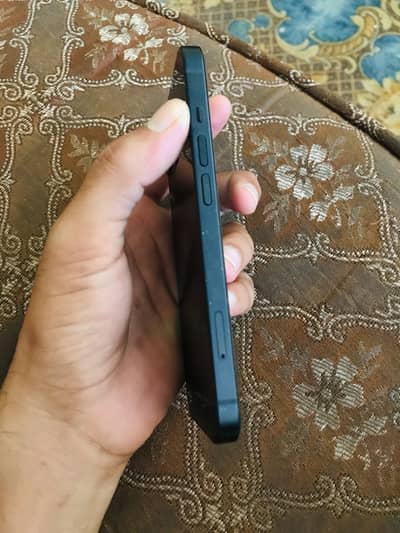I phone 13 Water Pack 128Gb Fuctry Unlock Non PTA