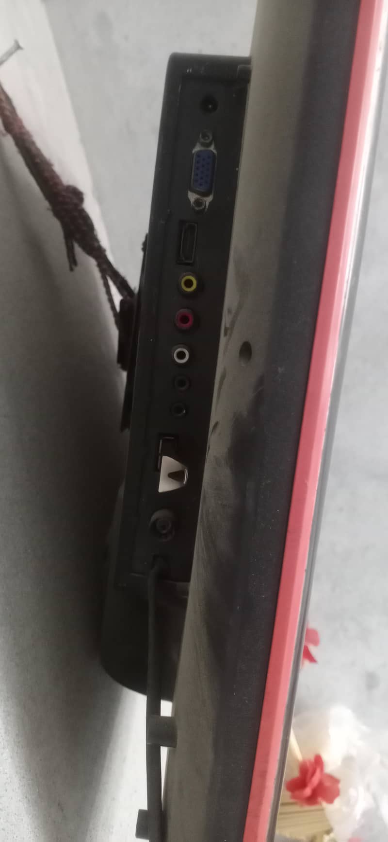 Lcd tv 2