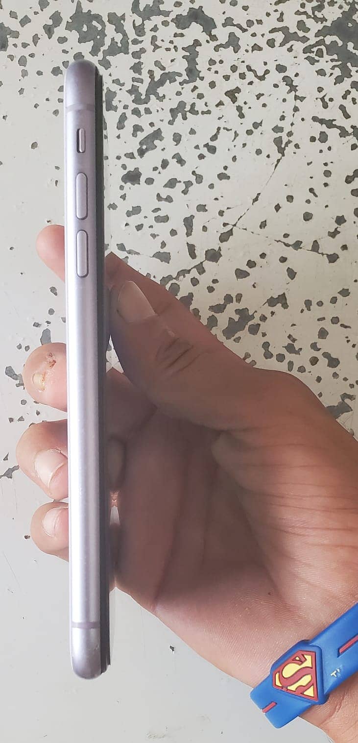 Apple iPhone 11 1