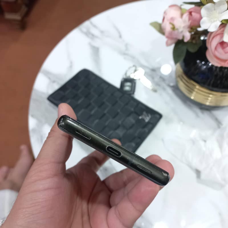 google pixel 6a 3