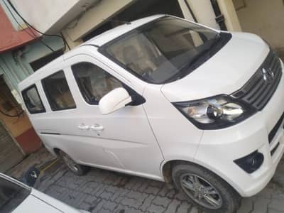 7 sater car for rent comfod ride family car