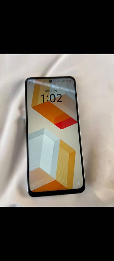 vivo y19s 4+4 Ram 128 GB storage