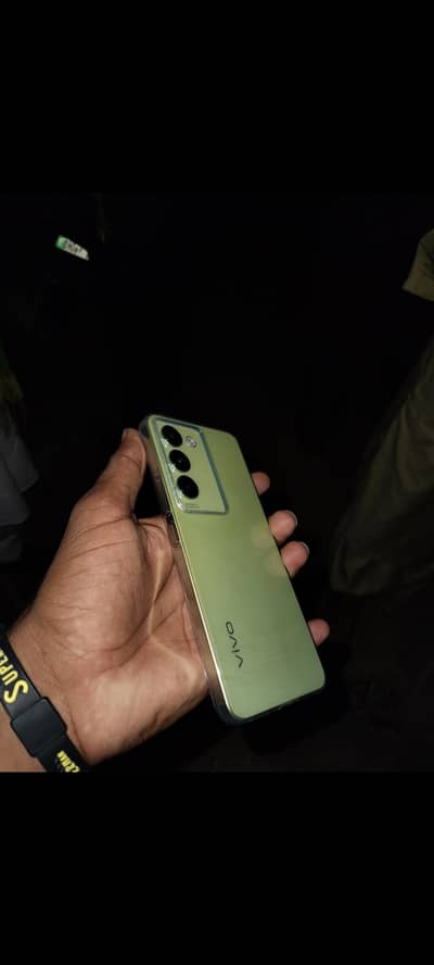 Vivo Y100