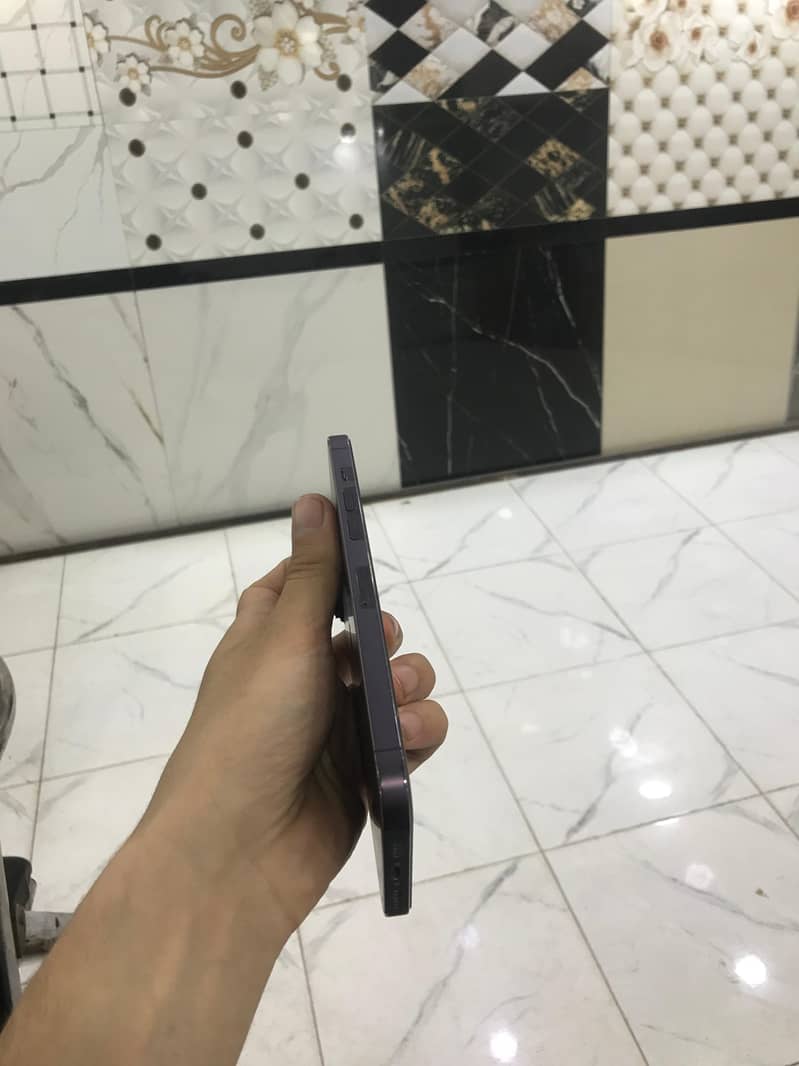 14 pro max 6