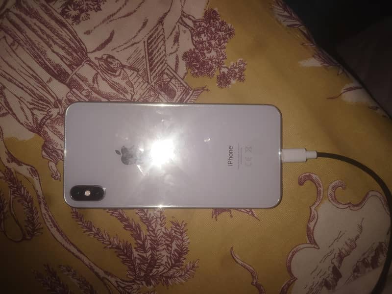 iPhone xs max 0