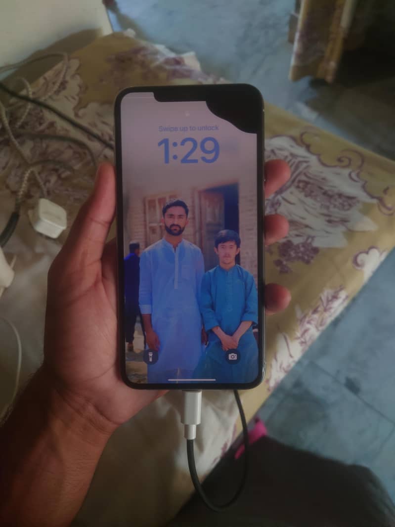iPhone xs max 1