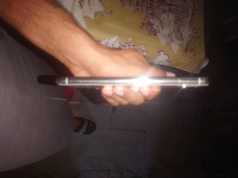 iPhone xs max 3