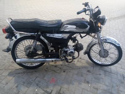 Honda CD70 2015model in GPO Saddar Rawalpindi