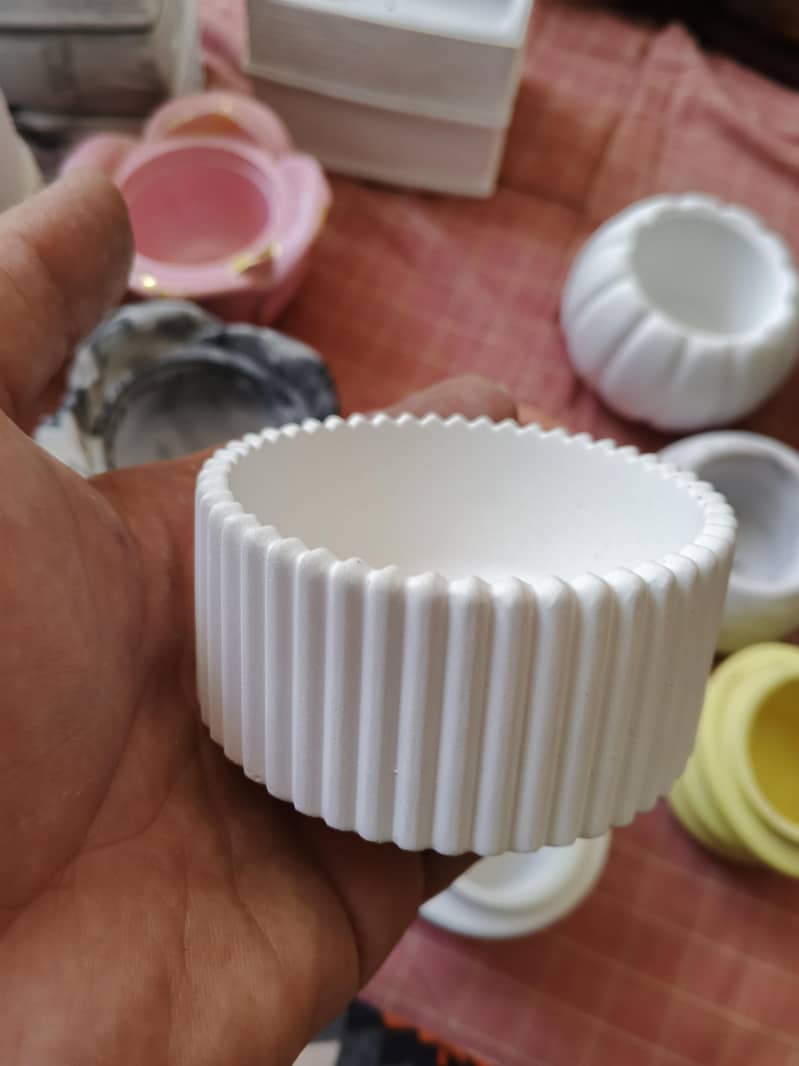 Ceramic pots 1