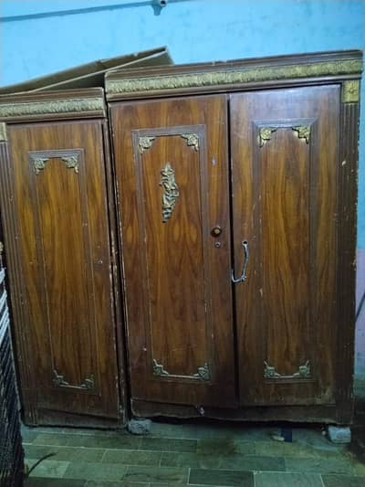furniture bed almaari divider