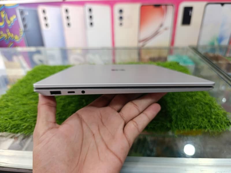 Microsoft Surface Laptop 3 3