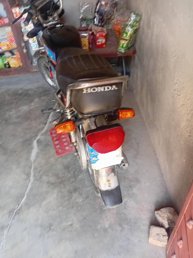 United 2016 model 1