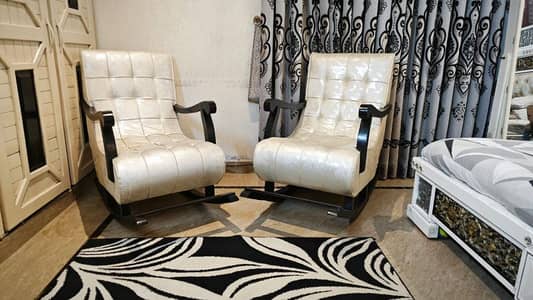 Rocking Chairs - Regzine (Single Seaters)