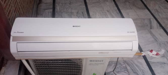 AC  Orient Ultron eComfort DC Inverter AC (1.5 Ton) - Good Condition
