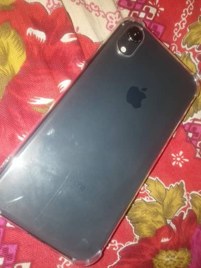 I phone xr 64gb