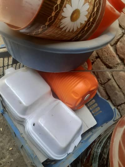 AoA  Mary pas fast food ky liye Makamal setup ha 2 counter 3 sy 4 tabl