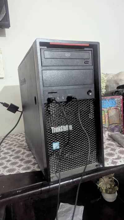 Lenovo ThinkStation P410 Workstation