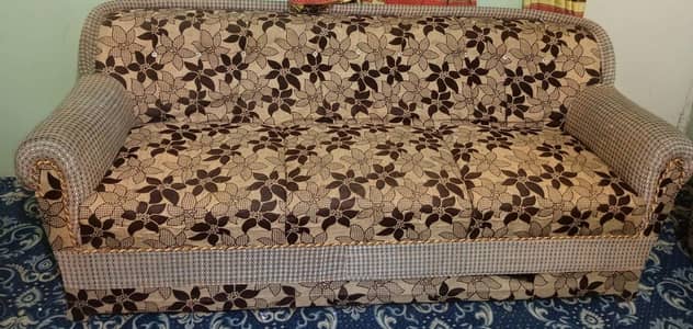 6 Seater Sofa Set with Glass Table – Good Condition – Urgent Sale