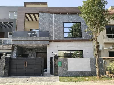 5.33 Marla Brand New House For Sale in Eastern Block Bahria Orchard Lahore