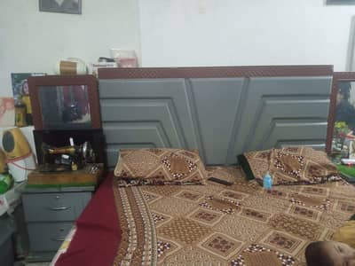 Modern Bed Set with Dressing table & Side Tables - Good Condition