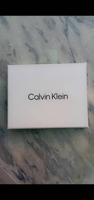*Calvin Klein Wallet – Premium Quality (Imported Gift)*