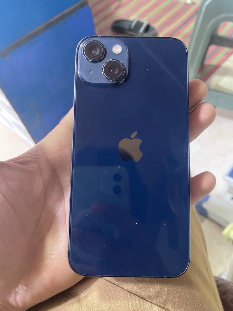 Apple iPhone 13 1