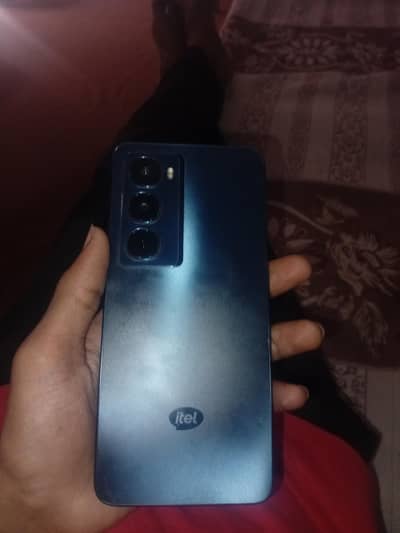 itel city 100 10/10