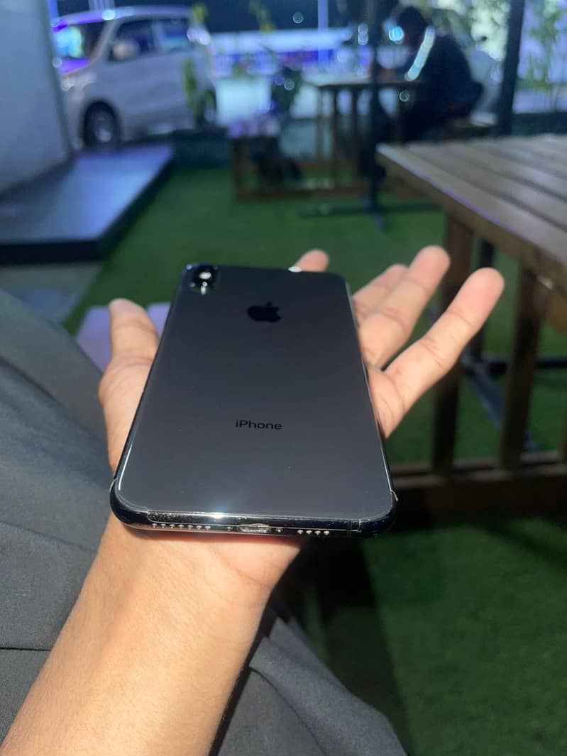 xs max 3