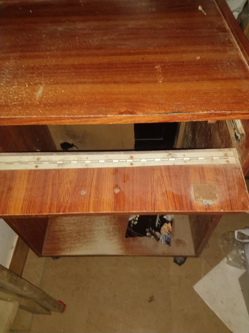 computer table 2