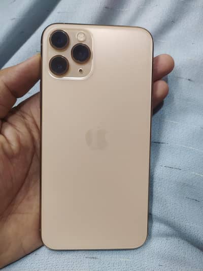 i phone 11 pro . non pta