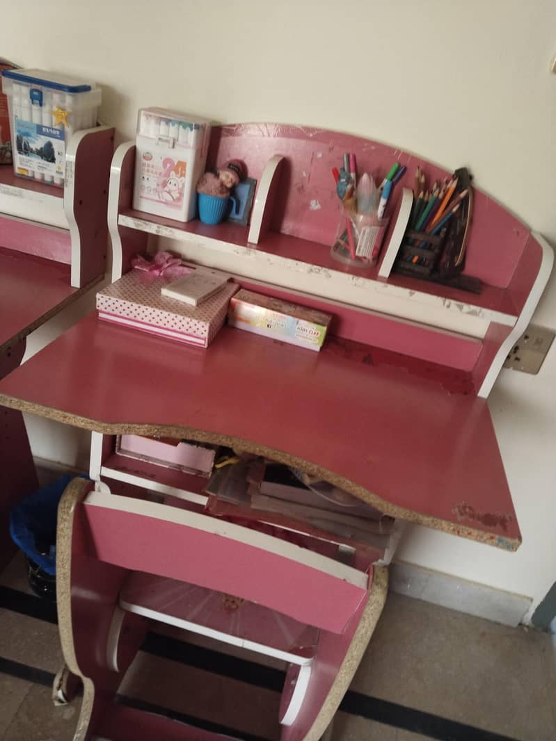 study table 0