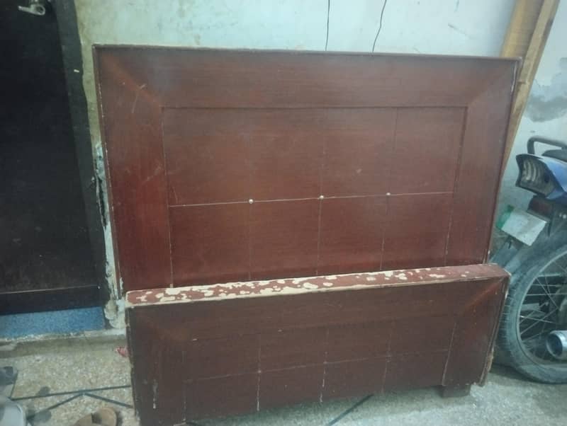 Single Bed 0