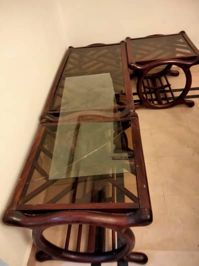 Center table with 2 side tables without mirror