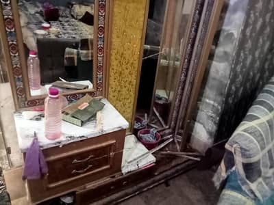 dressing table