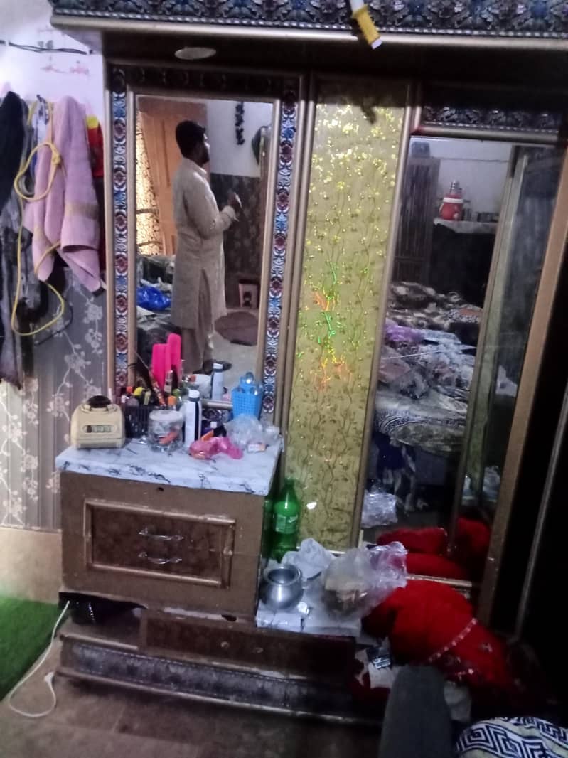 dressing table 2