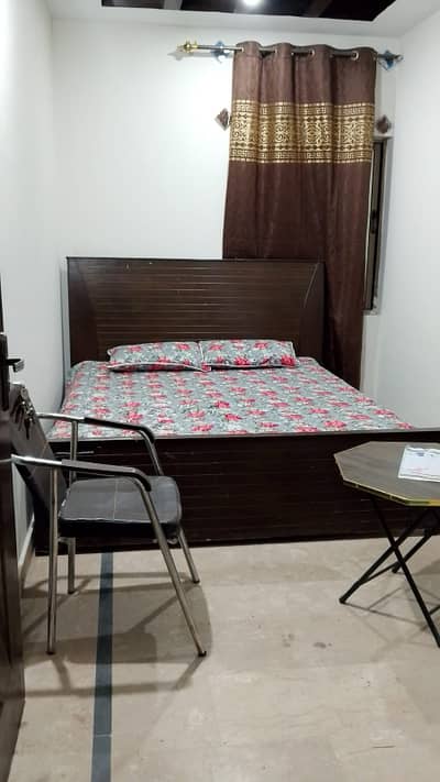 FURNISHED ROOM FOR RENT (BACHLOUR)