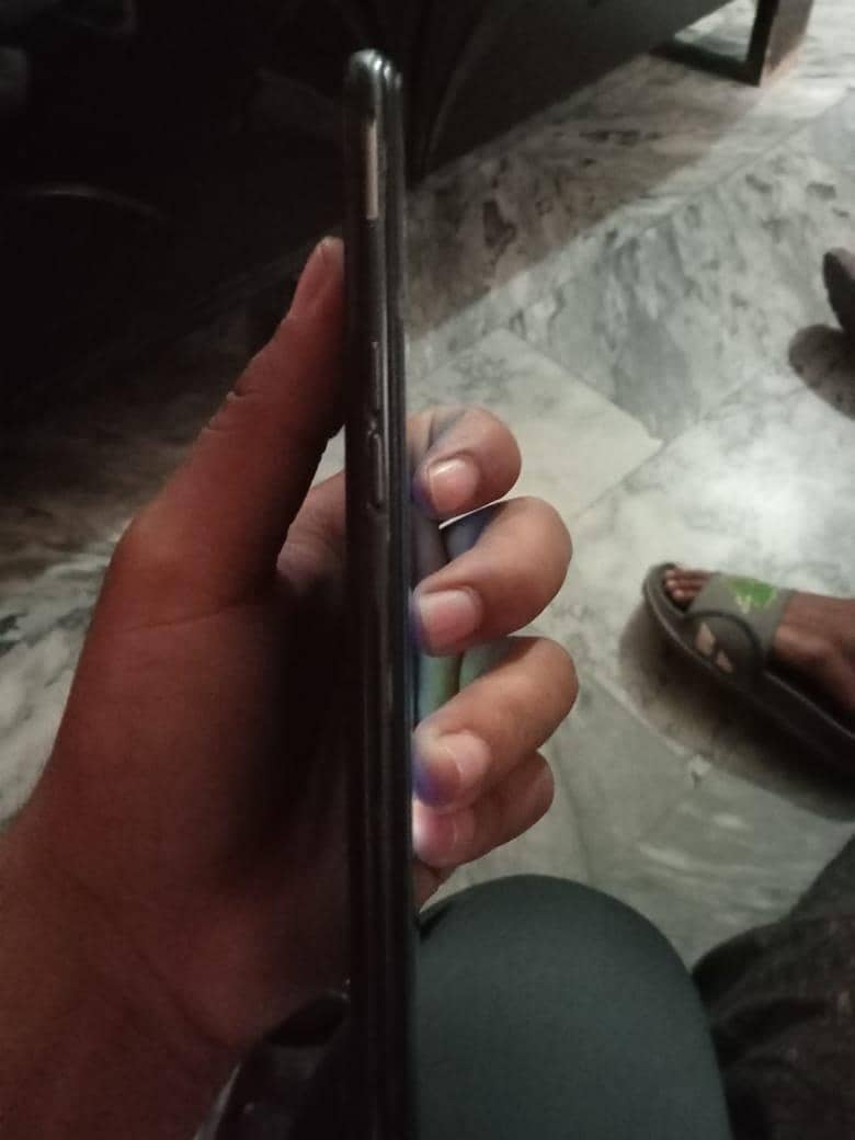 oppof19 8