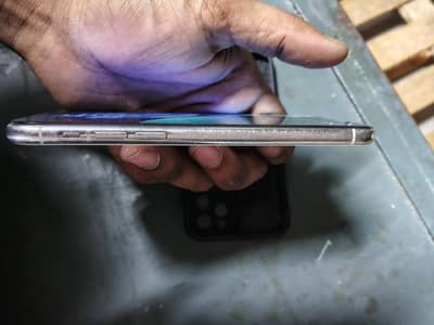 11 pro 256 gb  factory unlocked   face id off hai  no open no repair