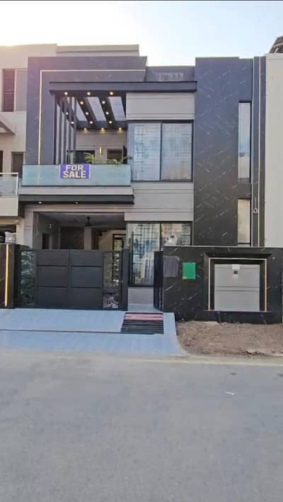Brand New 5 Marla House For Sale in Bahria Orchard Block C Raiwind Lahore