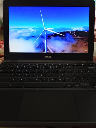 Acer Chromebook C722 – Best Price, Lightning Speed with 4/32